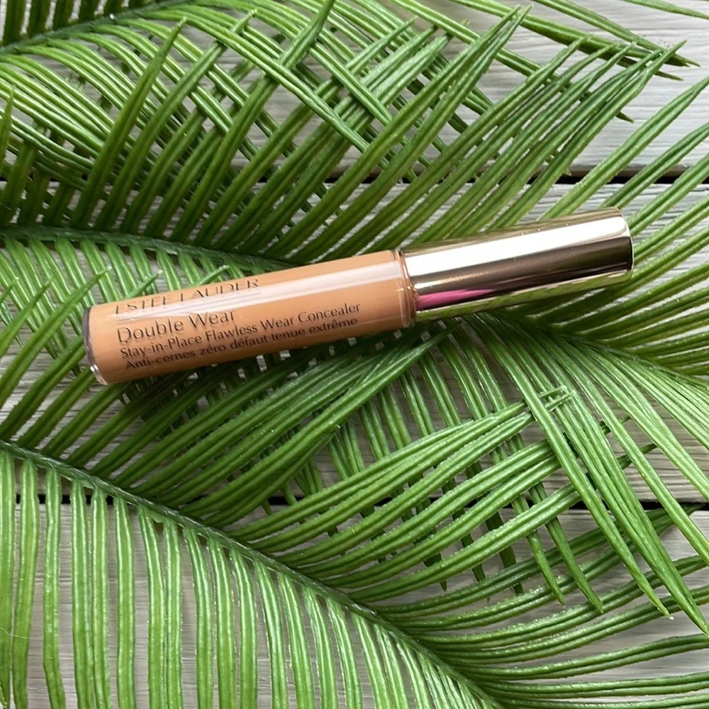 NIB Estée Lauder Stay in Place Flawless Concealer in 4W Medium Deep